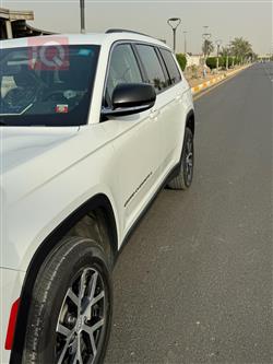 جیپ L گراند شیرۆکی
